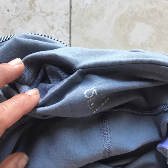 UNIQLO and Gap Shorts Bundle - Picture 3 of 8